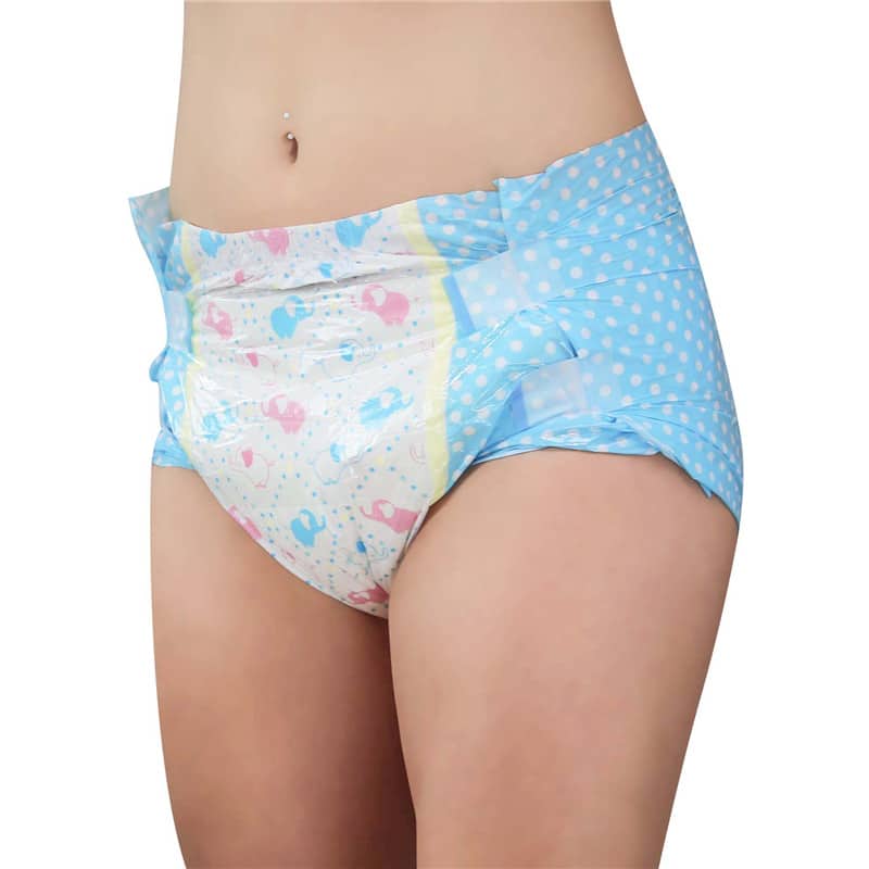 Little for Big - Little TRUNKS - bunte Windeln für Erwachsene mit Folie angezogen